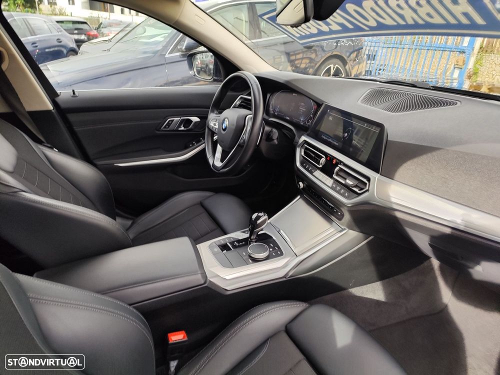 BMW 330 e Line Sport Auto - 4