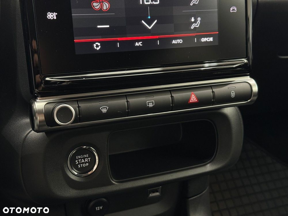 Citroën C3 1.2 PureTech Shine EAT6 - 26