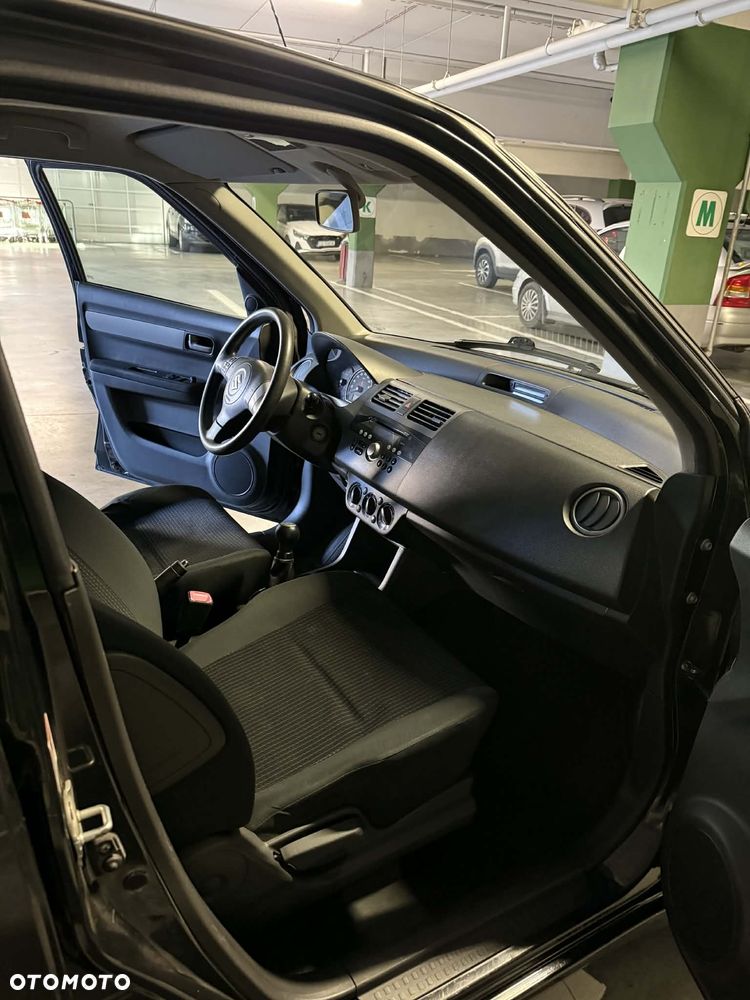 Suzuki Swift - 8