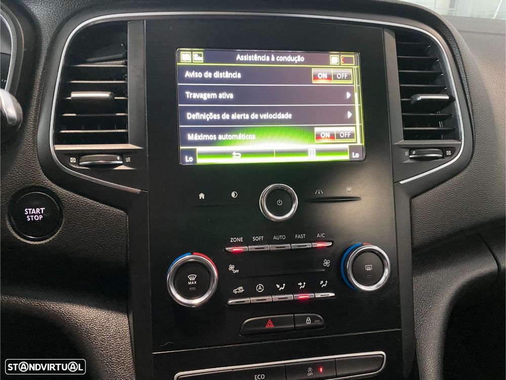 Renault Mégane Sport Tourer 1.5 Blue dCi Zen - 31