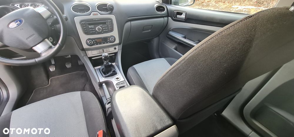 Ford Focus 1.6 TDCi Trend - 12