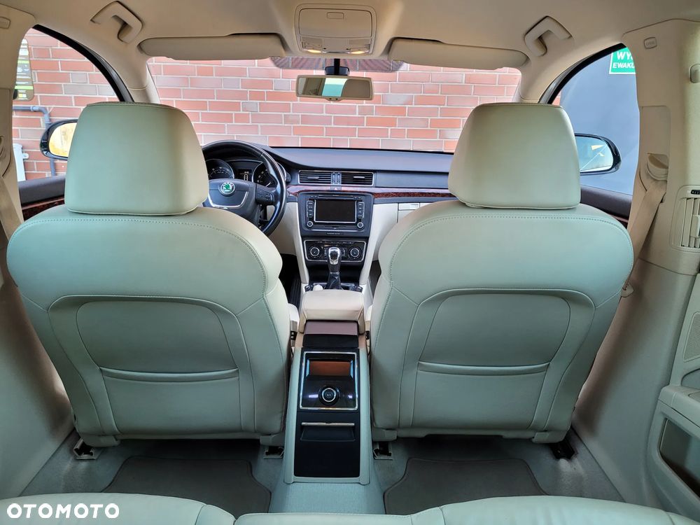 Skoda Superb 1.8 TSI Exclusive - 23
