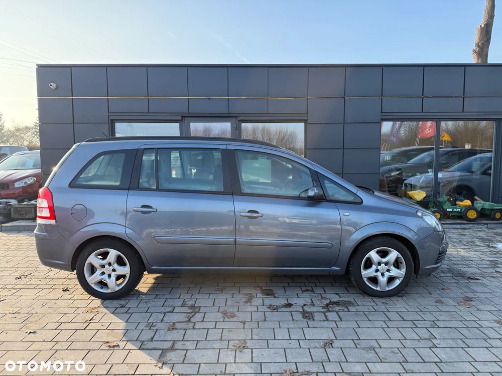Opel Zafira 1.6 - 18