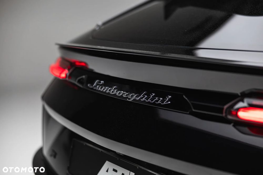 Lamborghini Urus - 15