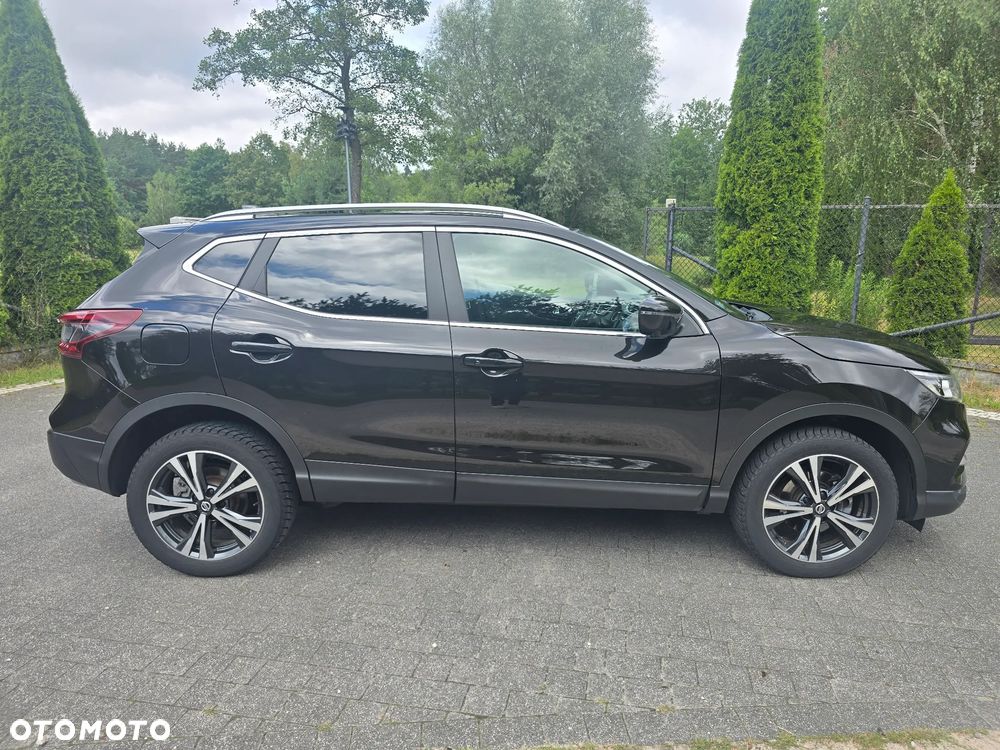 Nissan Qashqai 1.3 DIG-T N-Connecta EU6d - 6