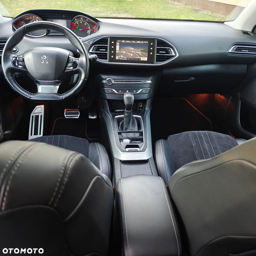 Peugeot 308 e-HDi FAP 115 Stop&Start EGS6 Business Line Niveau 1 - 3
