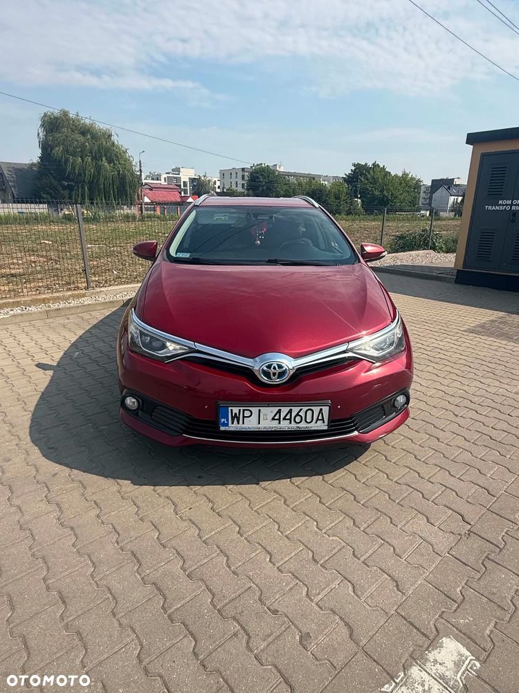 Toyota Auris Hybrid 135 Dynamic - 2
