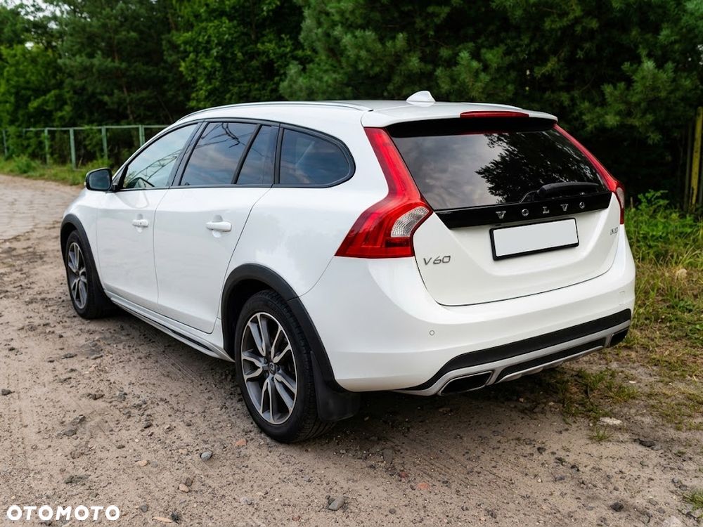 Volvo V60 T5 AWD Geartronic Momentum - 5