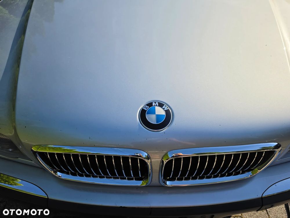 BMW Seria 7 740iL - 24