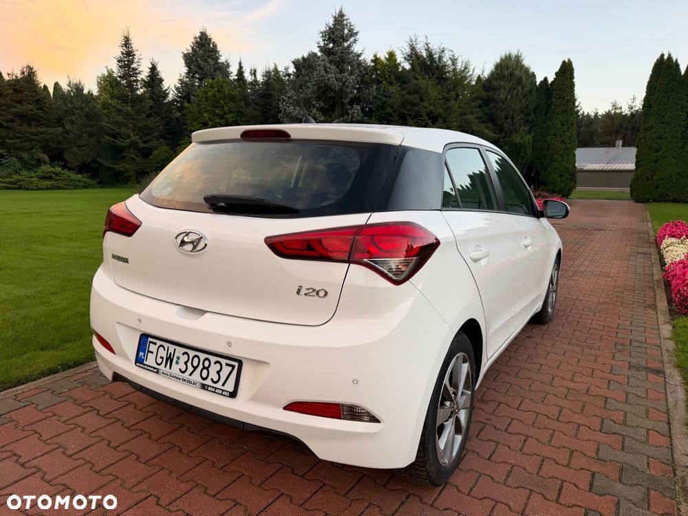 Hyundai i20 1.2 Trend - 15