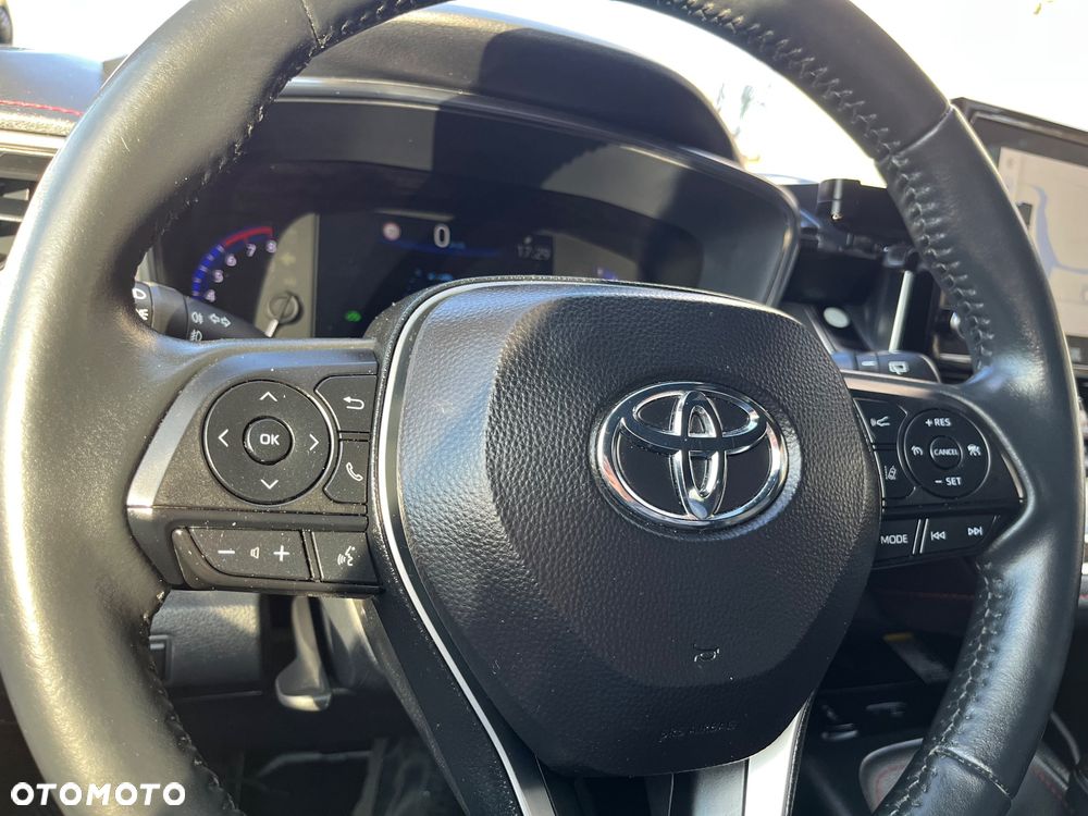 Toyota Corolla 2.0 Hybrid Executive - 24