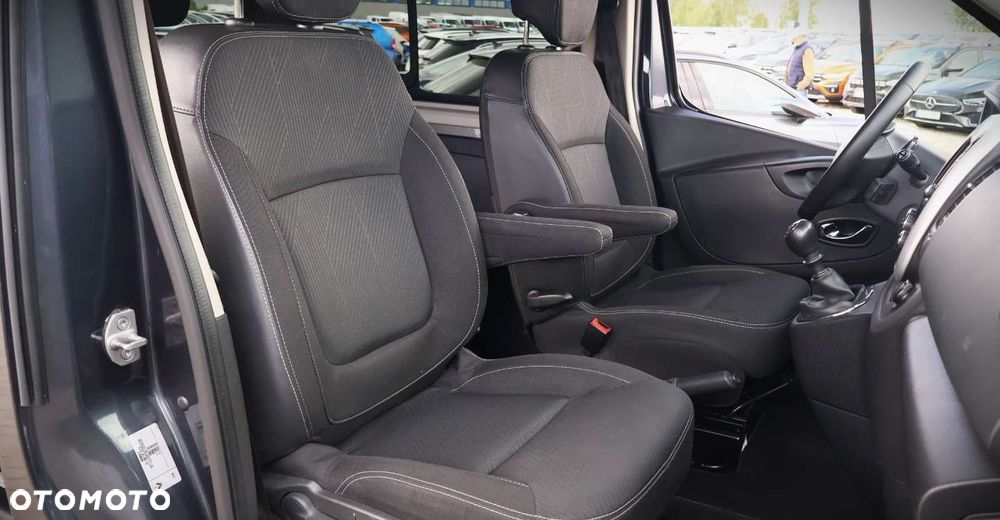 Renault Trafic - 23