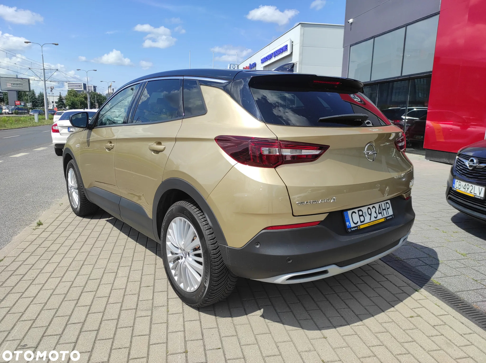 Opel Grandland X 1.2 T Innovation S&S - 4