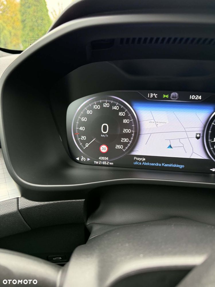 Volvo XC 40 - 14