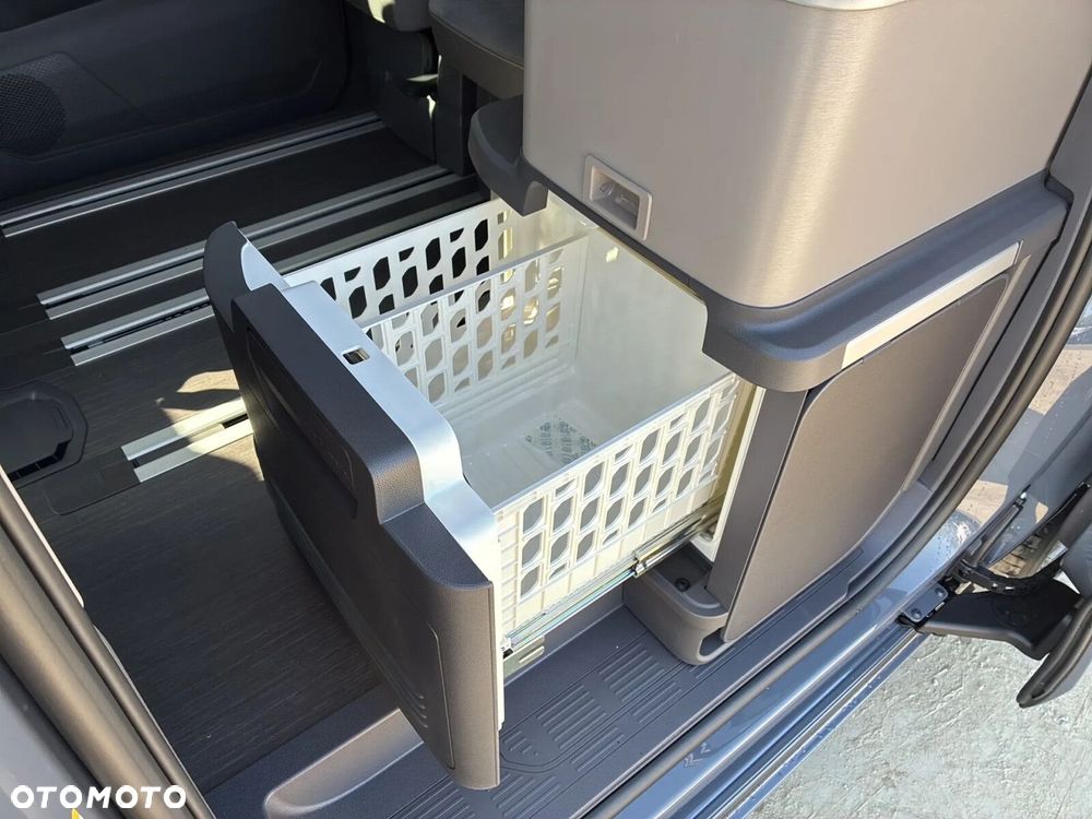 Volkswagen California - 35