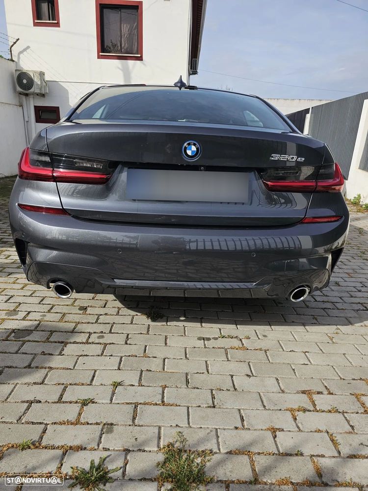 BMW 320 e Aut. M Sport - 4