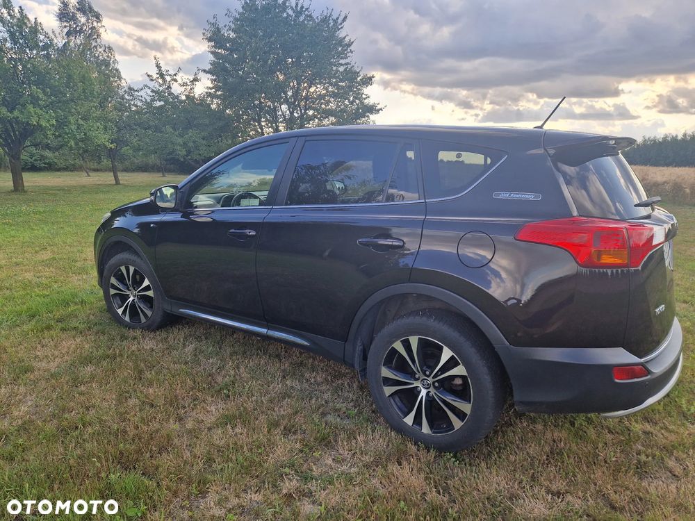 Toyota RAV4 2.0 D-4D Premium - 5