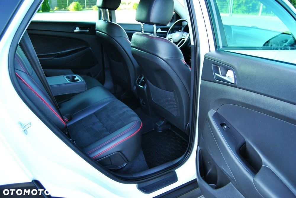 Hyundai Tucson 1.6 CRDi 48V-Hybrid 2WD DCT Trend - 16
