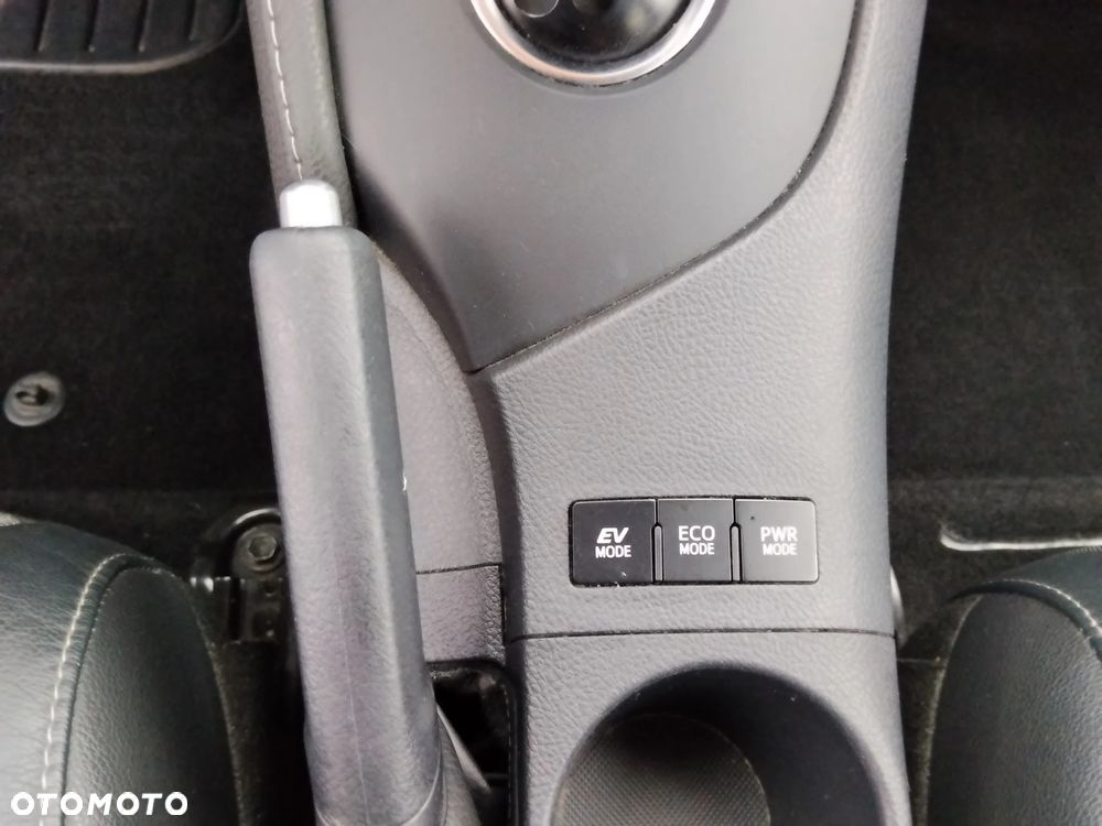 Toyota Auris Hybrid 135 Premium - 12
