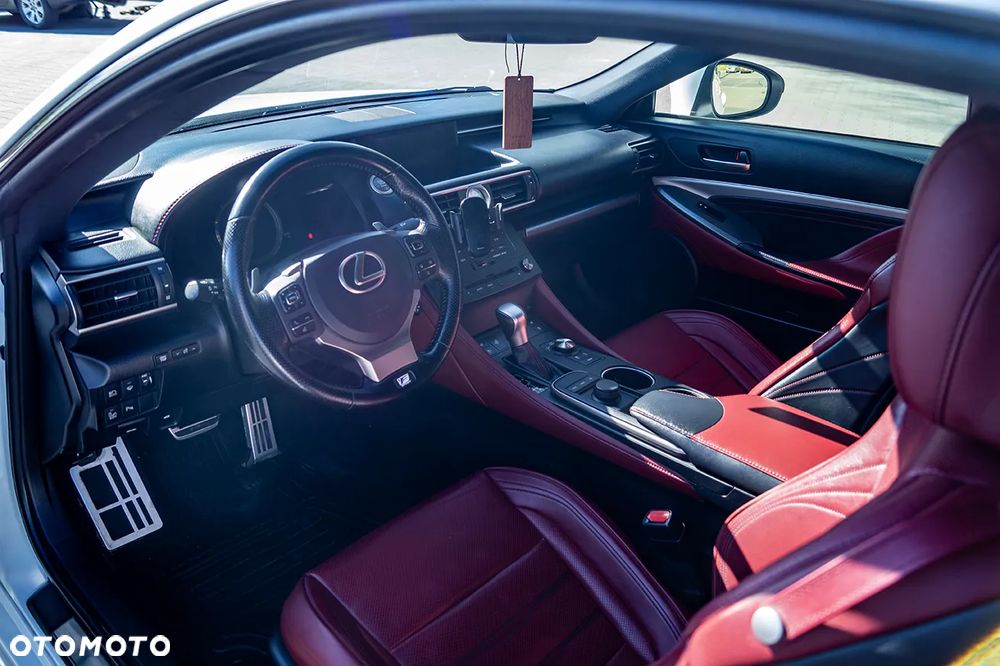 Lexus RC 200t / 300 F Sport - 21