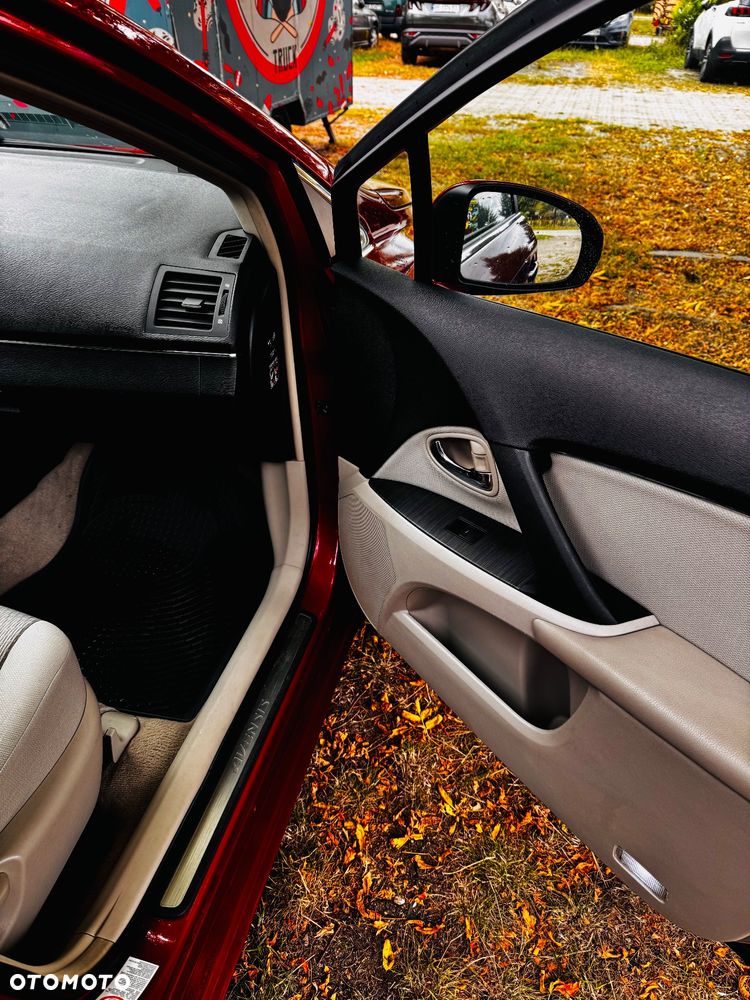 Toyota Avensis 2.0 Sol plus EU5 MS - 8
