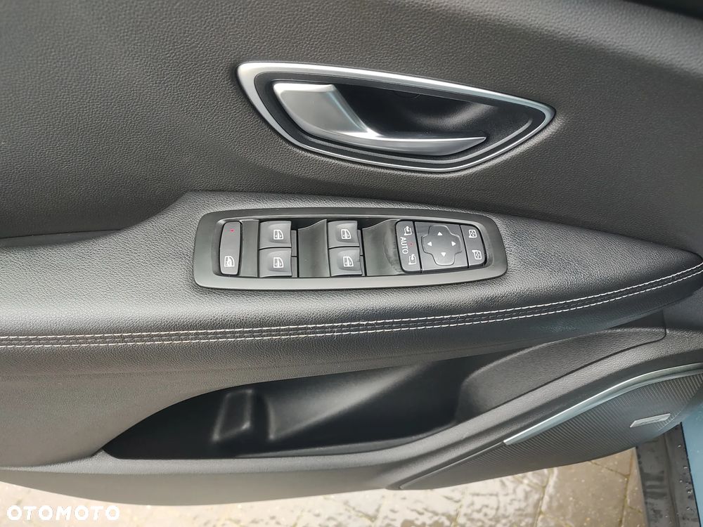 Renault Grand Scenic BLUE dCi 120 BOSE EDITION - 34