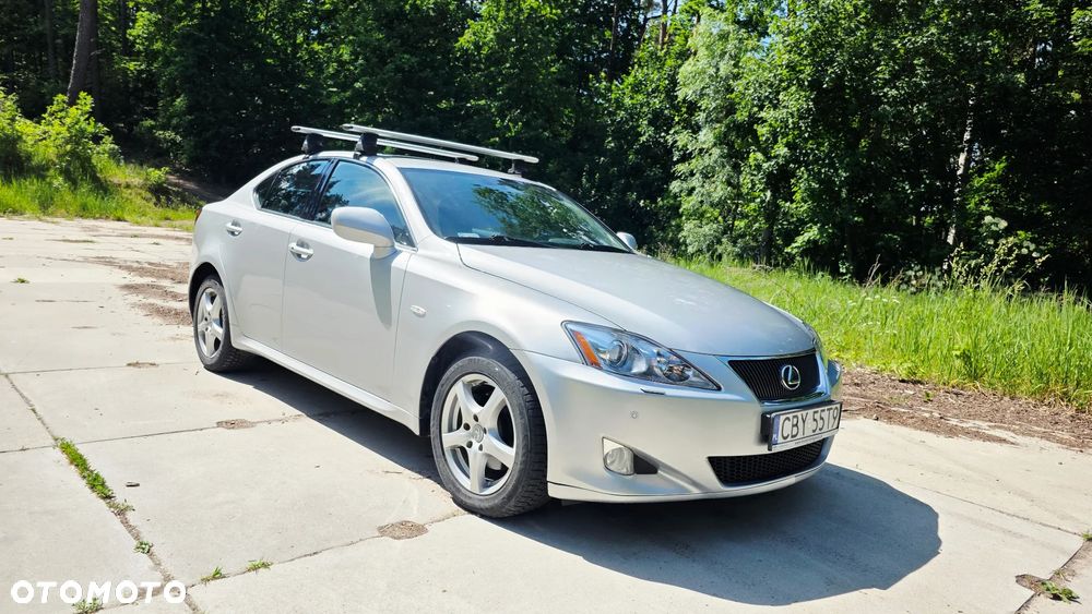 Lexus IS 220 D Prestige - 2