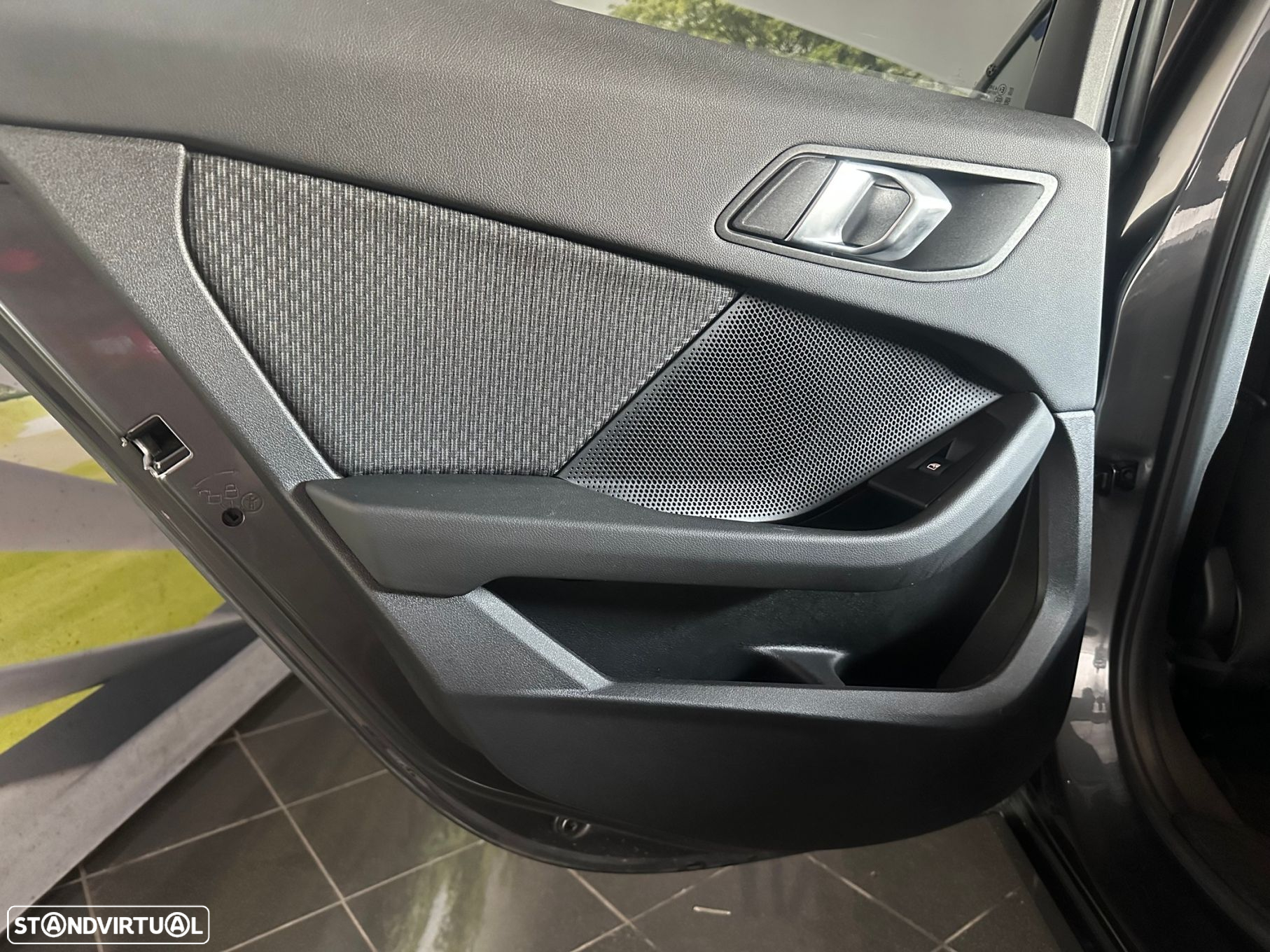 BMW 116 d Advantage Auto - 24