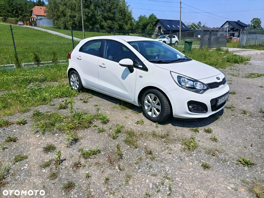 Kia Rio 1.2 Attract - 2
