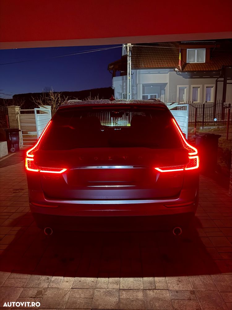 Volvo XC 60 D4 AWD Geartronic Momentum - 20