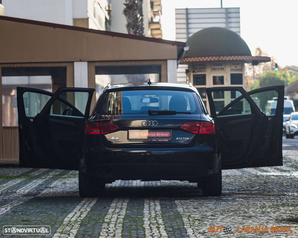 Audi A4 Avant 2.0 TDI - 10