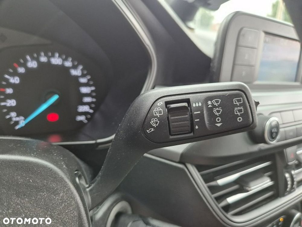 Ford Focus 1.0 EcoBoost Start-Stopp-System TREND - 30