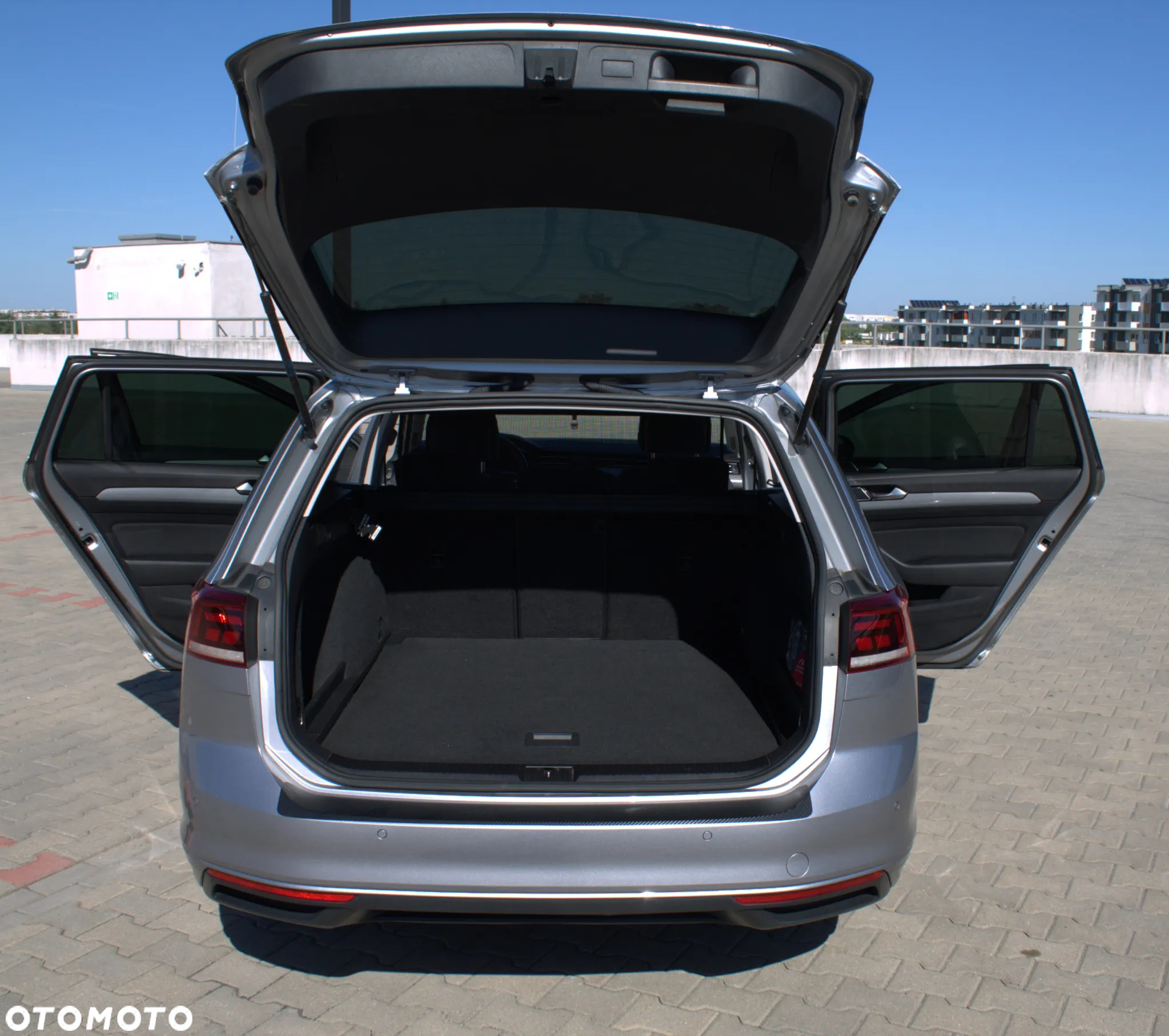 Volkswagen Passat Variant 2.0 TDI SCR DSG Business - 38
