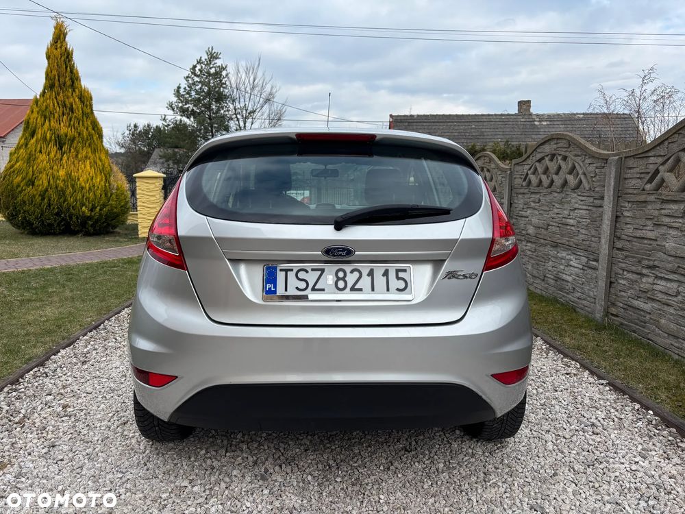 Ford Fiesta - 4