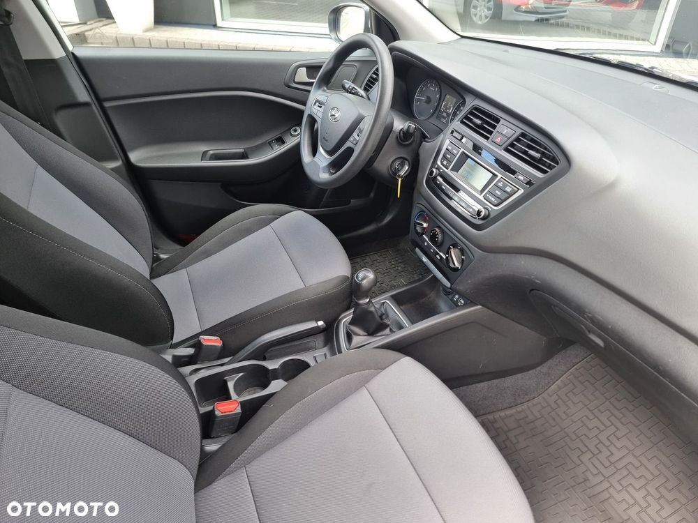 Hyundai i20 1.2 BlueDrive Classic + - 18
