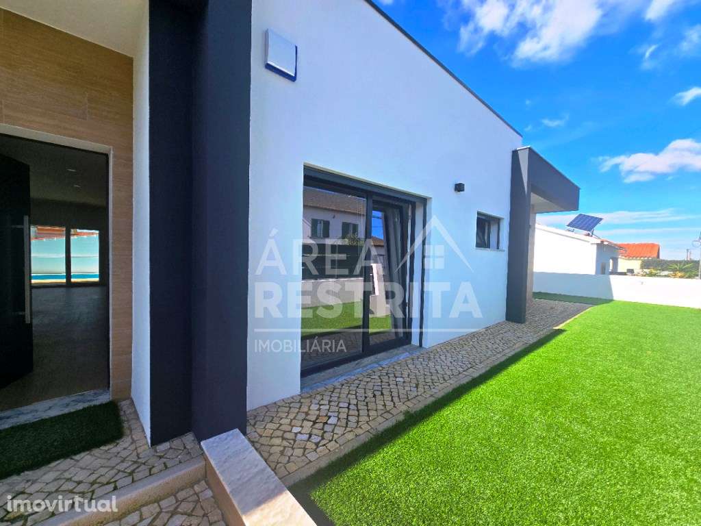 Moradia Isolada T4, c/Piscina e Garagem, Galeotas - Azeitão - Grande imagem: 3/42