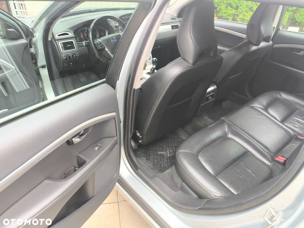 Volvo V70 D2 Dynamic Momentum - 15