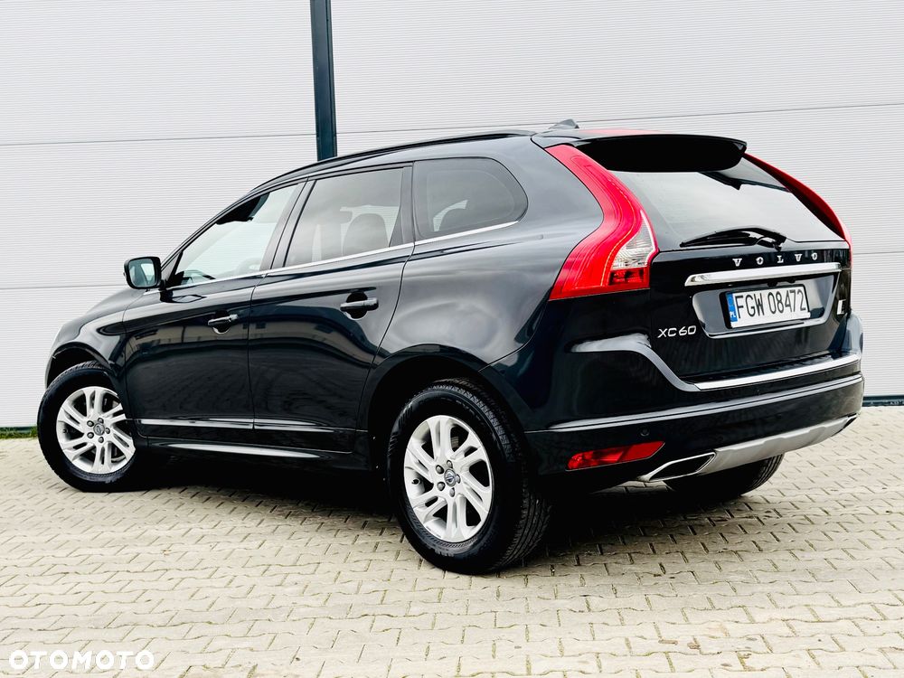 Volvo XC 60 D3 Geartronic Momentum - 1