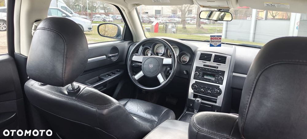 Dodge Charger 3.5 V6 SXT - 25