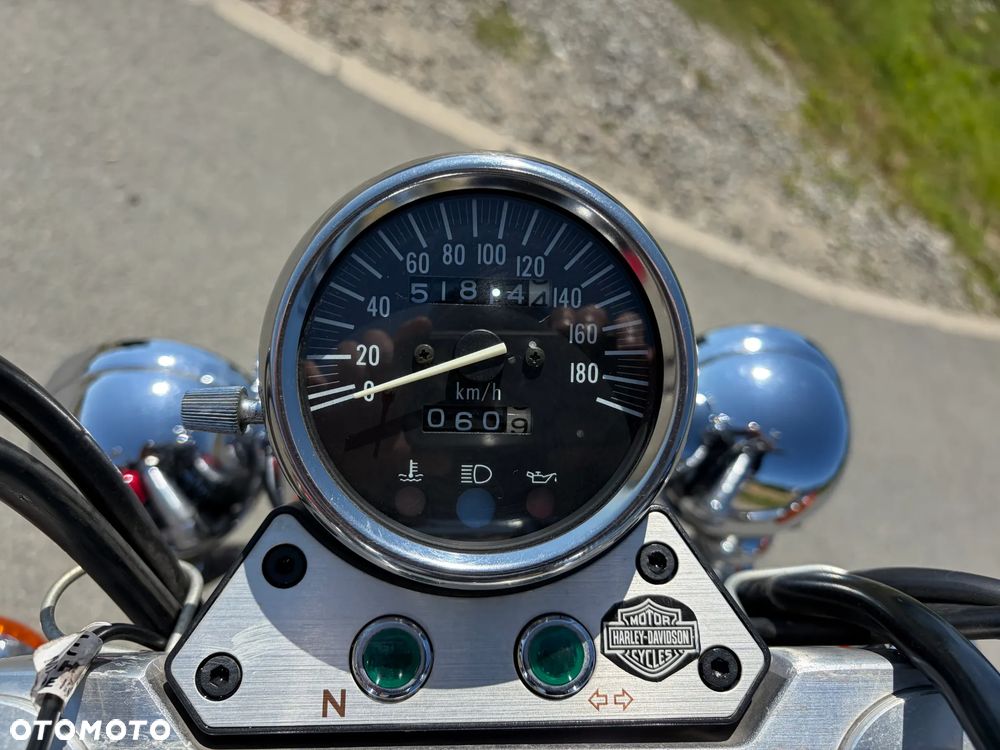 Suzuki Marauder - 5