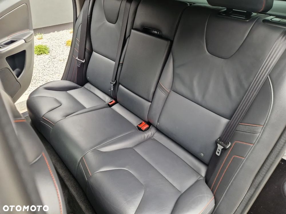 Volvo XC 60 D3 Geartronic Ocean Race - 21