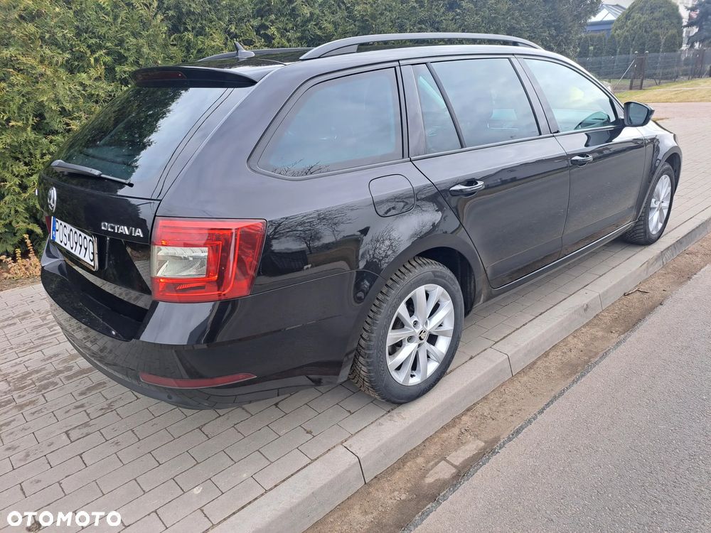 Skoda Octavia 2.0 TDI Edition DSG - 3