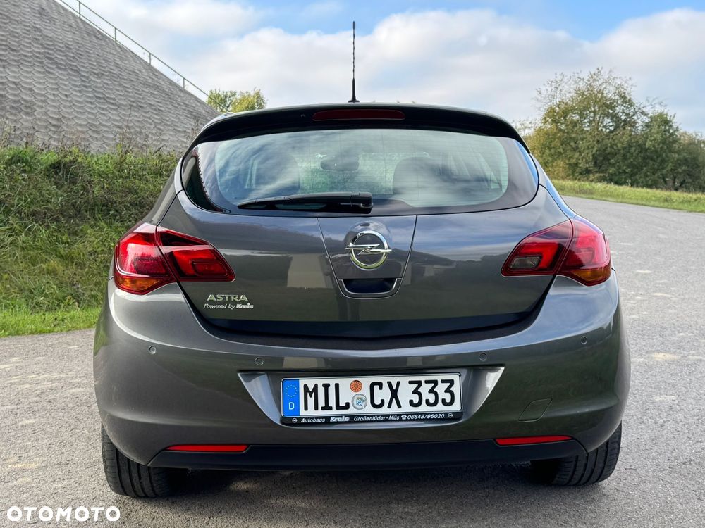 Opel Astra 1.6 Active - 10