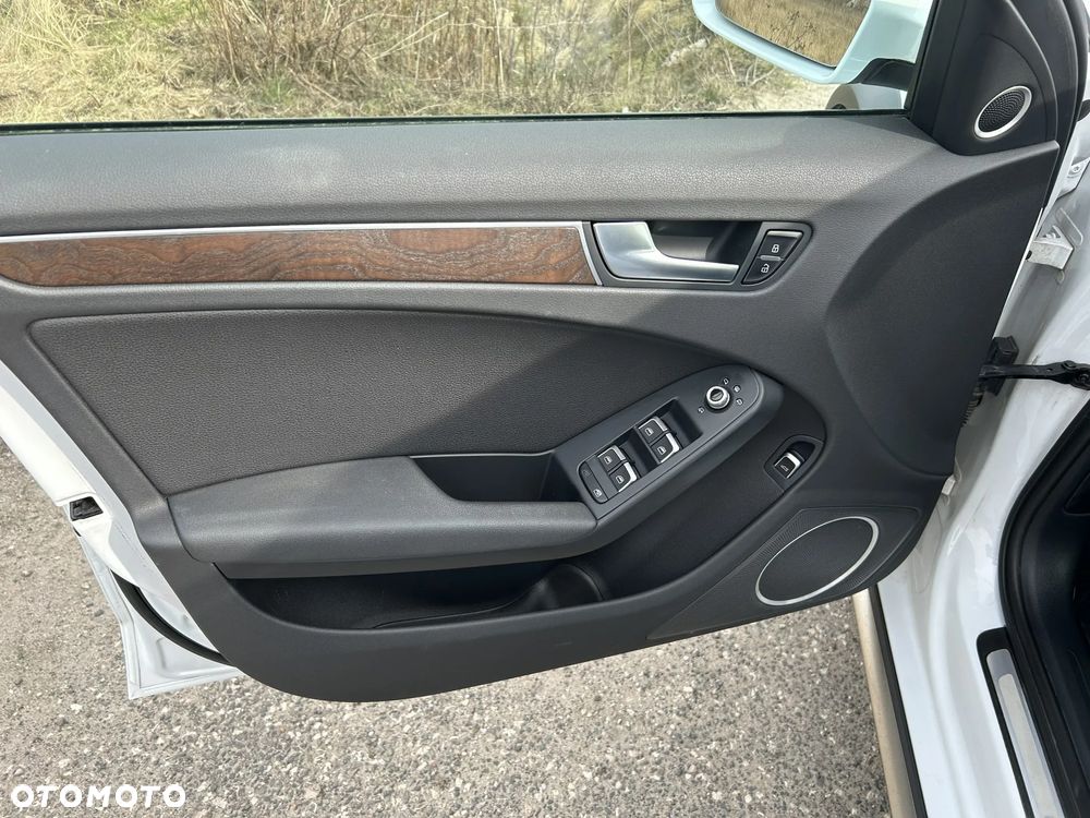 Audi A4 Allroad - 11