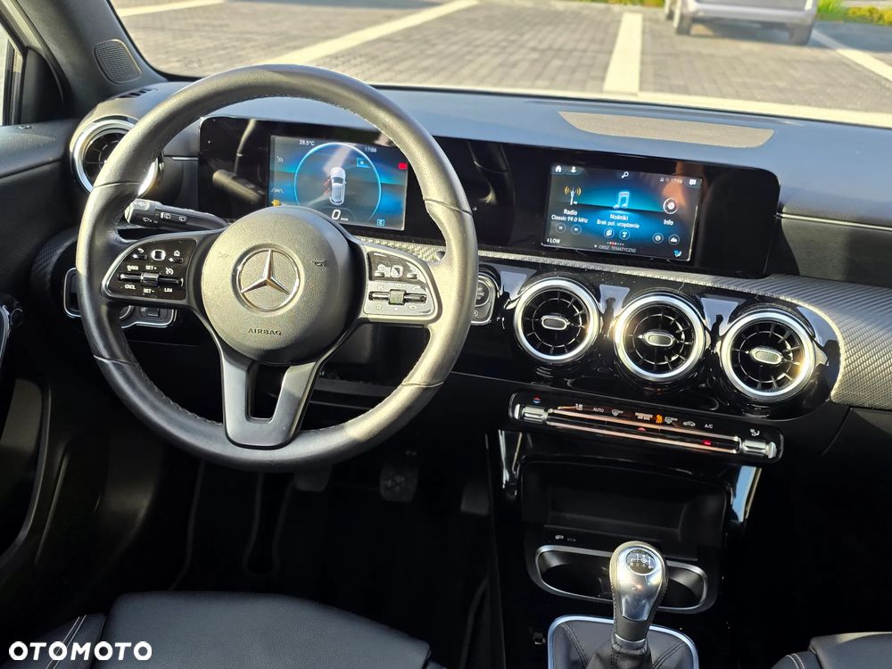 Mercedes-Benz Klasa A 180 d Progressive - 22