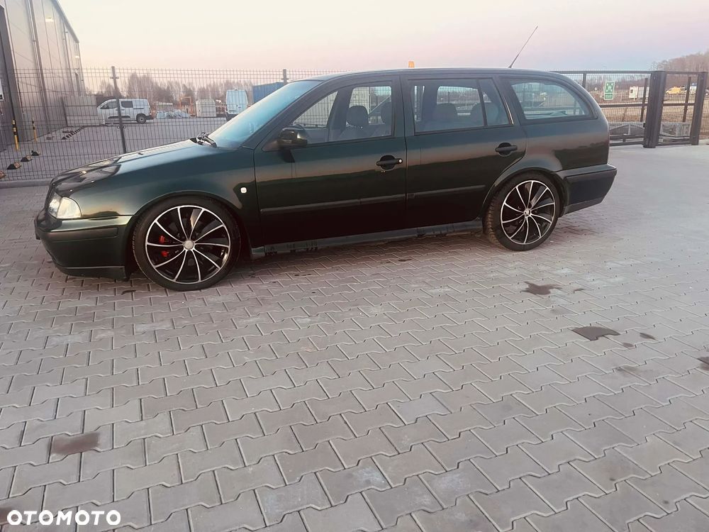 Skoda Octavia 1.9 TDI Ambiente - 1