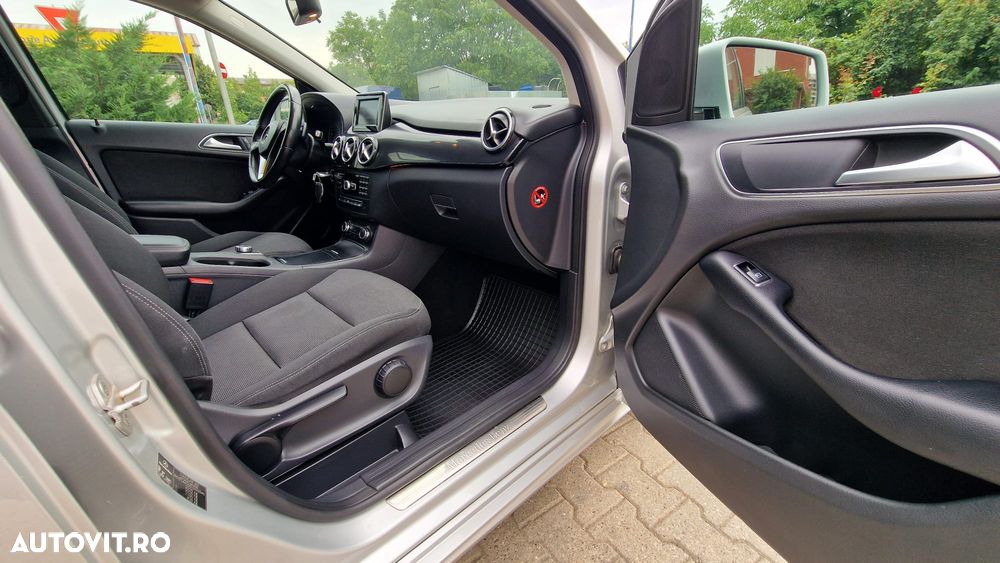 Mercedes-Benz B 180 CDI BlueEfficiency 7G-DCT - 7