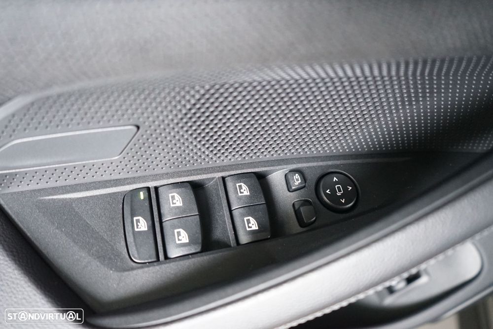 BMW i4 eDrive40 Desportiva M - 23