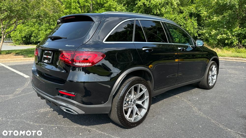 Mercedes-Benz GLC 300 4Matic 9G-TRONIC AMG Line Plus - 8