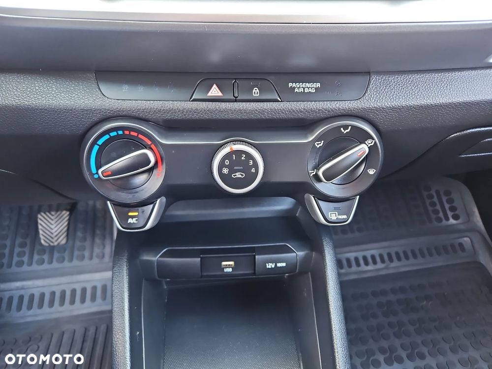 Kia Stonic 1.0 T-GDI M - 23